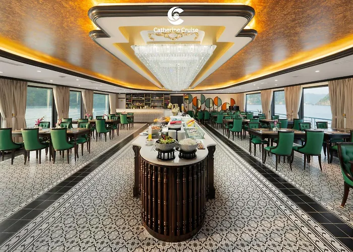Catherine Cruises Bay Hạ Long
