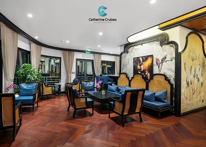  Catherine Cruises Bay Hạ Long