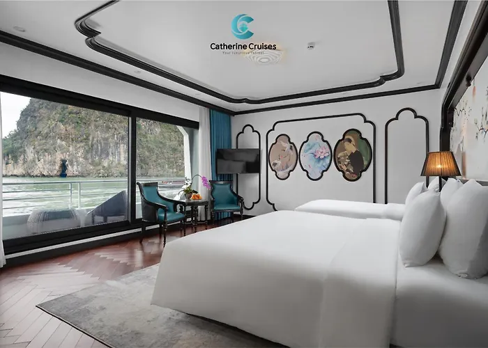 Catherine Cruises Bay  5*