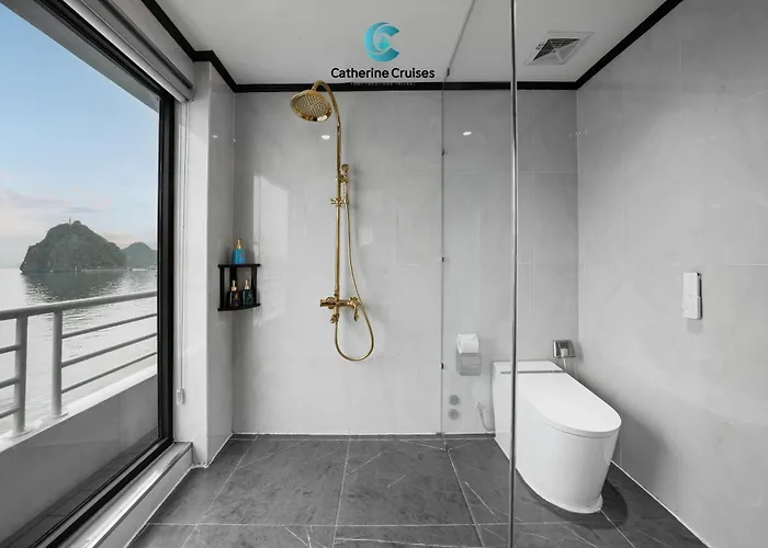 Catherine Cruises Bay Hạ Long